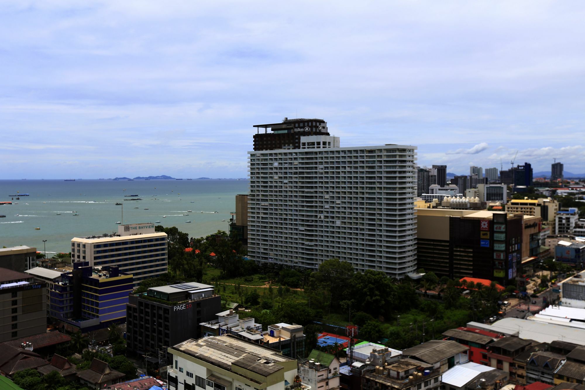 Apartamento The Base Pattaya Exterior foto